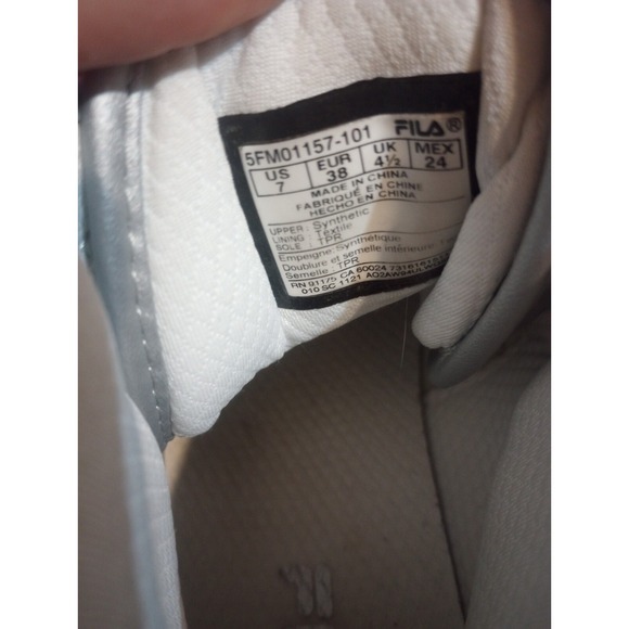 Filla Vulcan 13 Women's Shoes - Picture 4 of 5